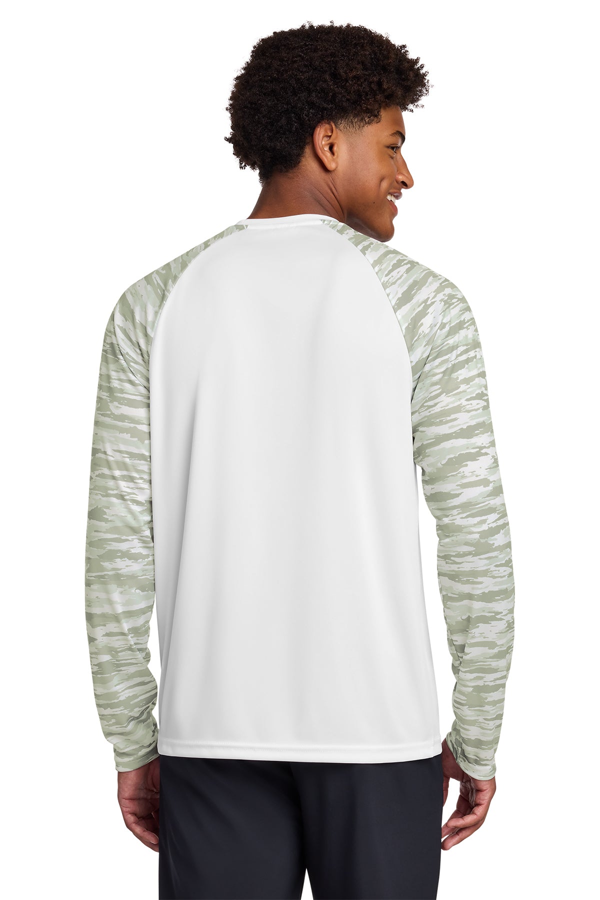 Hamptons Fitness ST376LS white long sleeve performance tee back